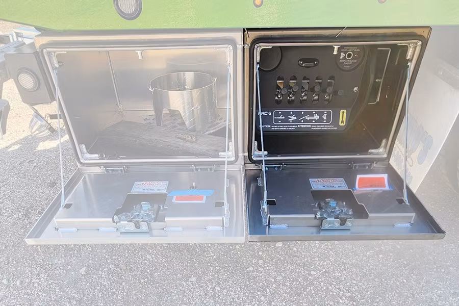 10289-in-the-ditch-pro-series-rear-carrier-control-toolbox-3.jpg In The Ditch Pro Series Rear Carrier Control Toolbox