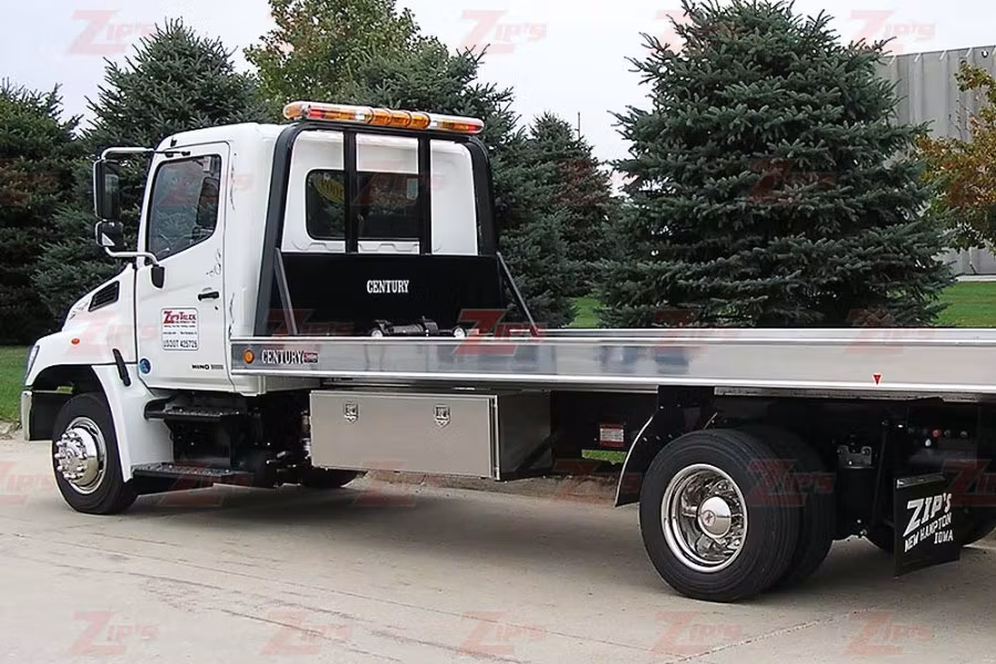 10300-rc-industries-aluminum-toolboxes-w-aluminum-doors-1.jpg RC Industries, Aluminum Toolboxes w/ Aluminum Doors