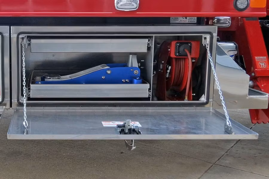 Zip's Custom Sliding Toolbox Jack Drawers