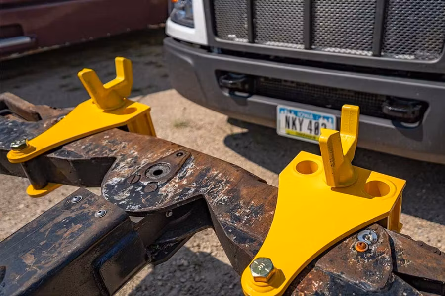 Zip's Chevron 408 Fork Receiver Set
