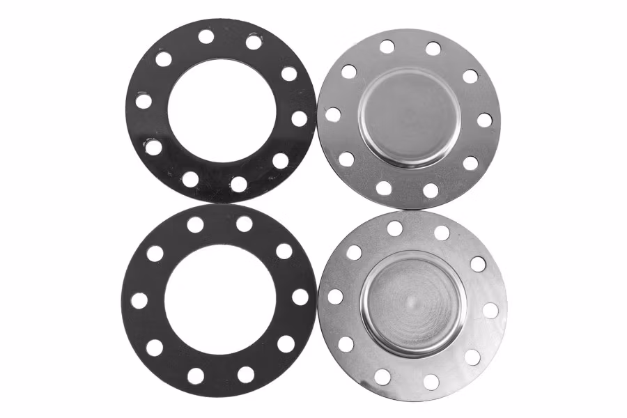 11287-zip-x27-s-axle-cover-kit-greyhound-10-bolt-1.jpg Zip's Axle Cover Kit Greyhound 10 Bolt