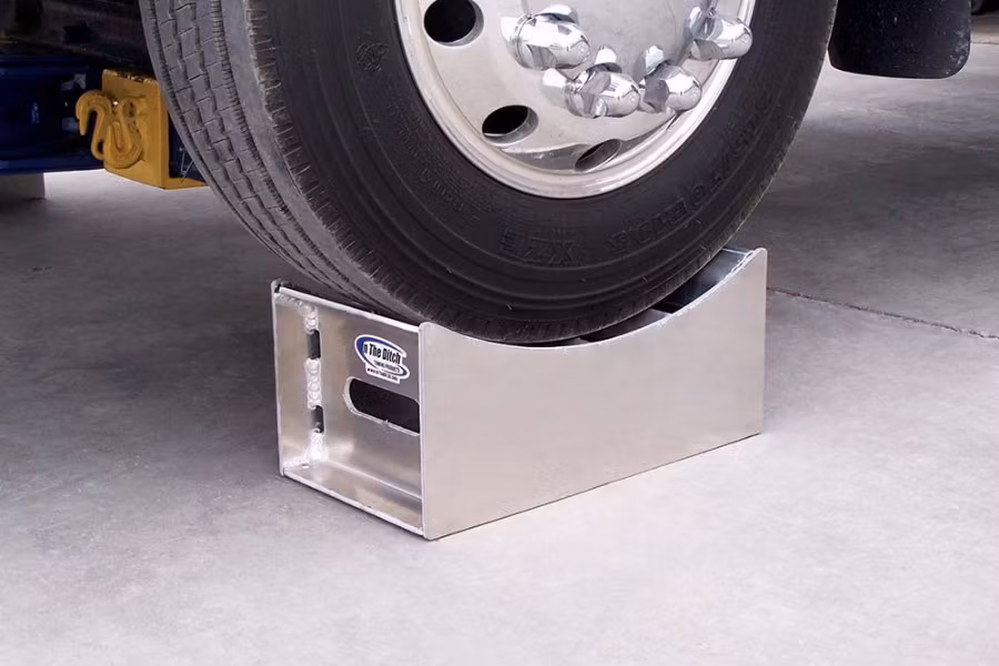 In The Ditch 5 Ton Aluminum Tire Stand