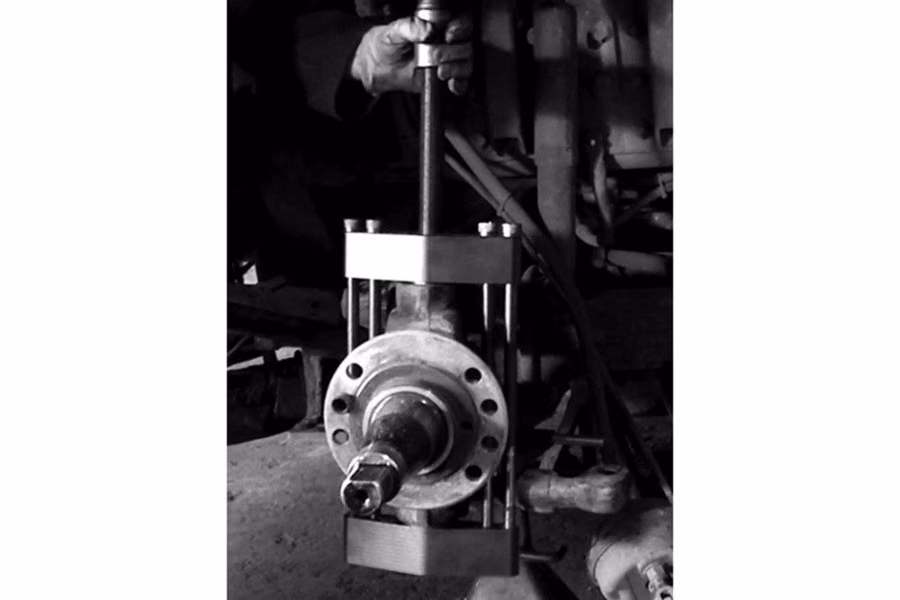 Tiger Tool Heavy Duty King Pin Press