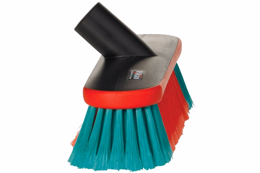 Remco Vikan 11" Soft/Split Waterfed Vehicle Brush