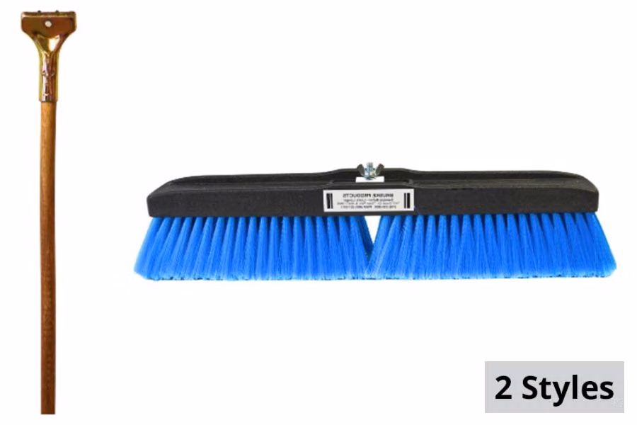 Bruske 18" Blue Bristle Semi-Course Truck Brush