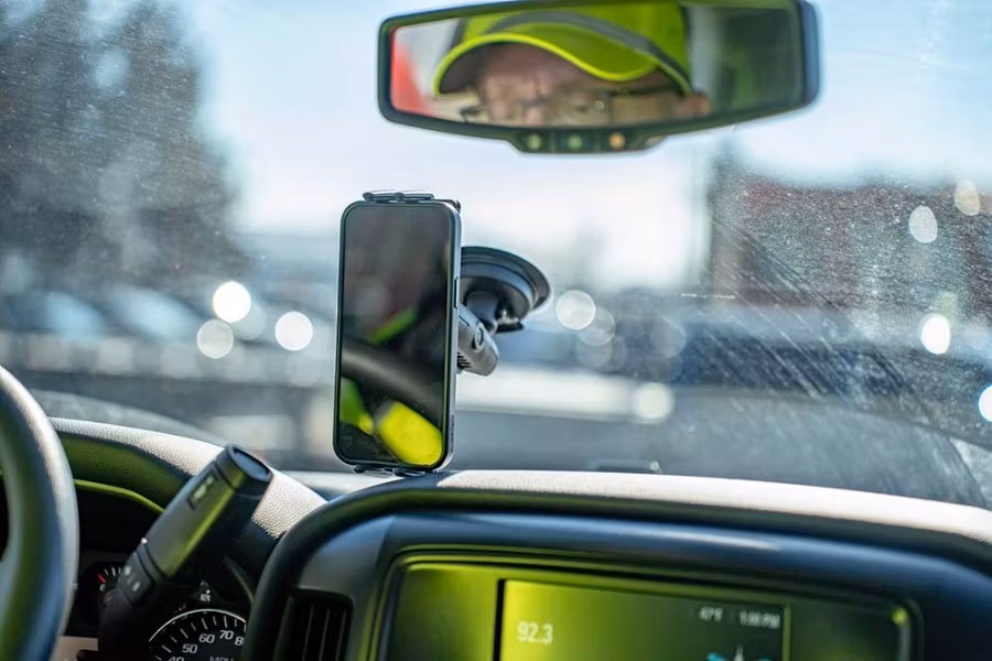 Arkon Mounts Slim-Grip Ultra Windshield Mount for iPhone, Galaxy, Note, iPad and more