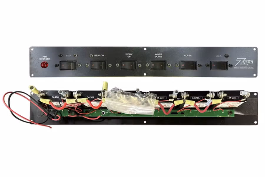 2151-power-up-6-switch-panel-x27-05-current-freightliner-m2-1.jpg Power Up 6 Switch Panel '05 - Current Freightliner M2