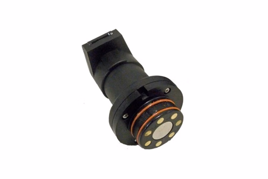 EZ Connector Universal Male Socket to 7 Way Female Socket