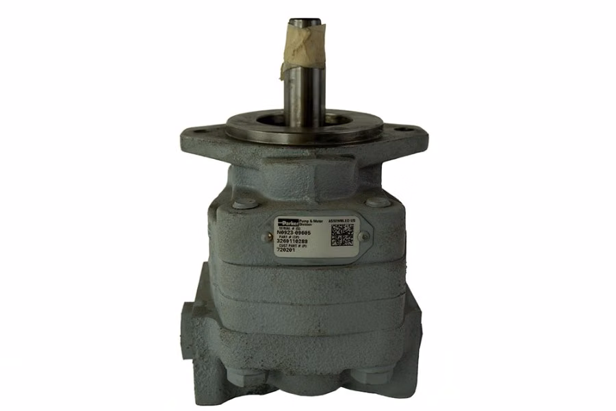 3239-parker-chelsea-9gpm-hydraulic-pump-side-port-1.jpg Parker Chelsea 9GPM Hydraulic Pump Side Port