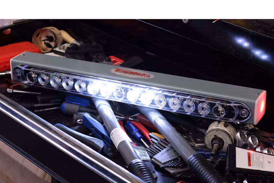 3862-towmate-advantage-22-stt-strobe-area-light-2.jpg TowMate Advantage 22 STT/Strobe/Area Light