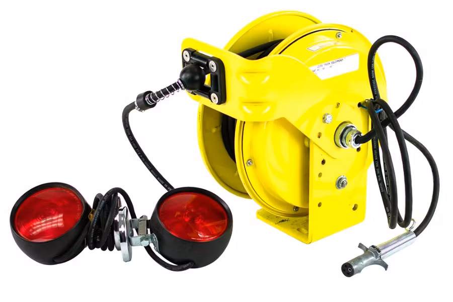 TOWLIGHT, W/REEL ZIP-10 STYLE