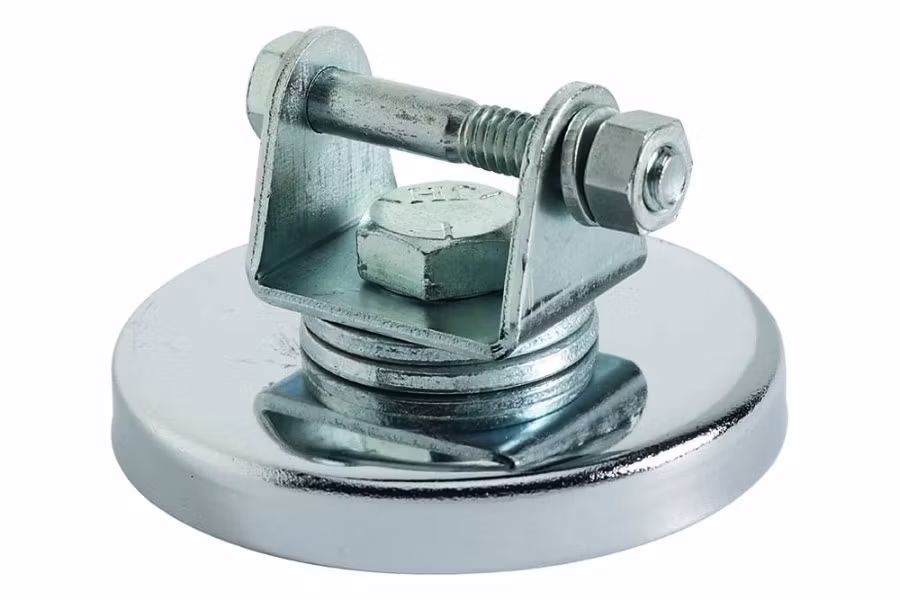5104-united-safety-round-tow-light-magnet-w-bracket-1.jpg United Safety Round Tow Light Magnet w/ Bracket