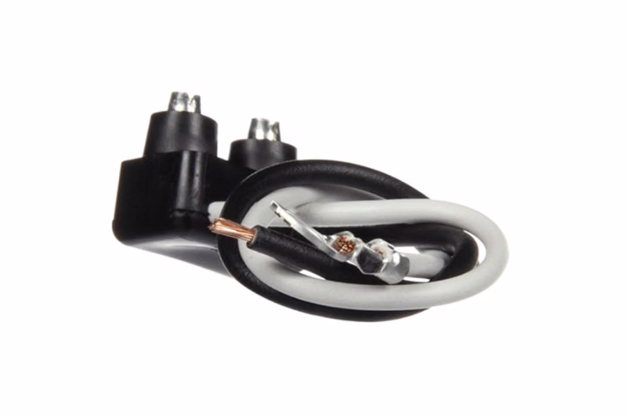 Truck-Lite Marker Clearance PL-10 Right Angle Stripped End/Ring Terminal Plug