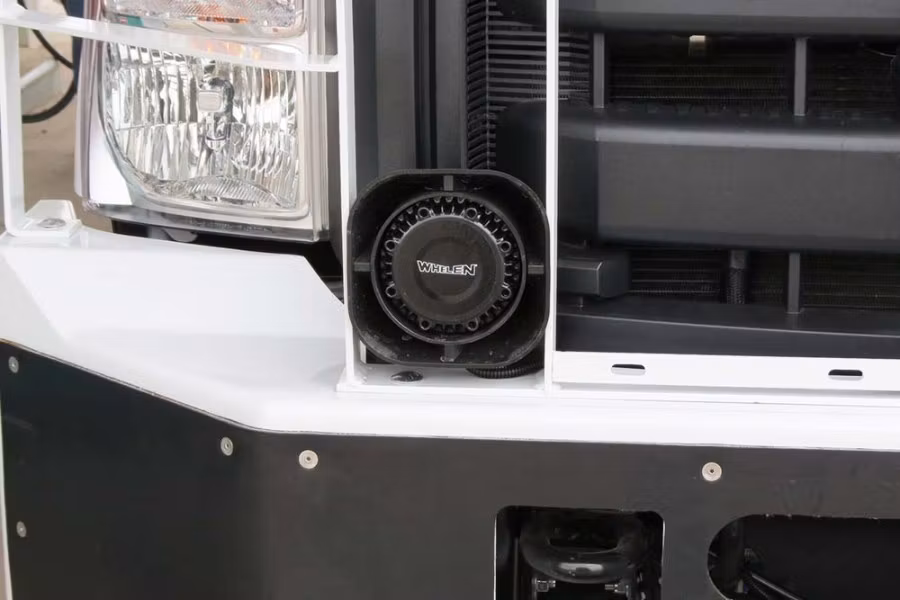 526-whelen-100-watt-speaker-1.jpg Whelen 100 Watt Speaker