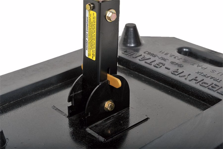 TrafFix Devices Zephyr Sign Stand with Latch Bracket Assembly