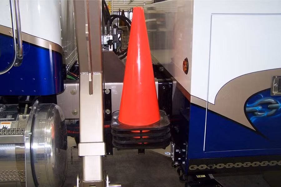 In The Ditch 28in Aluminum Vertical Safety Cone Holder