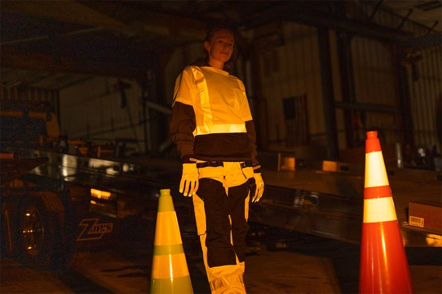 TowMate Ultraviolet Cone-Mounted Warning Light