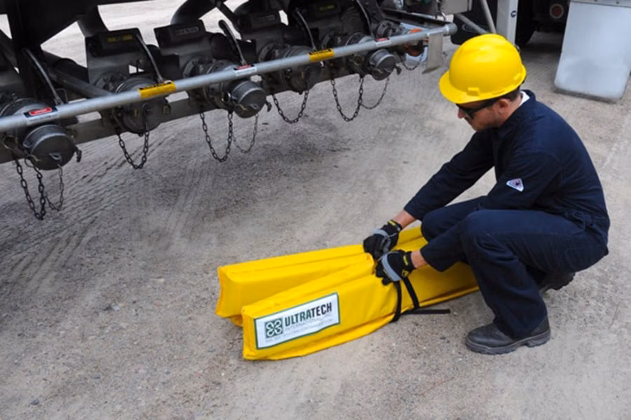 UltraTech Ultra-Containment Mini Foam Wall Berm