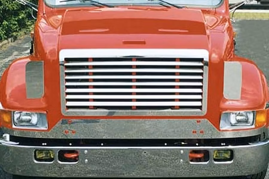 International Deluxe Grille Cover