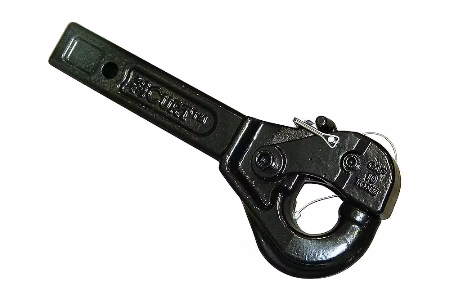 783-curt-pintle-hook-style-hitch-adapter-2in-1.jpg Curt Pintle Hook Style Hitch Adapter 2in