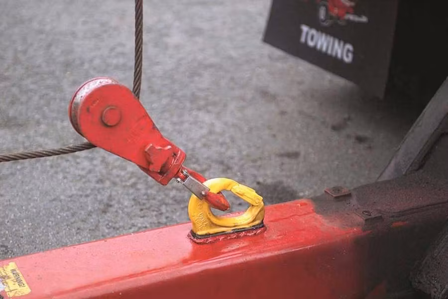 8781-gunnebo-grade-80-weld-on-anchor-hooks-1.jpg Gunnebo Grade 80 Weld-On Anchor Hooks