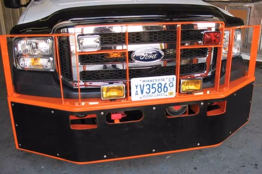 897-diversified-push-bumper-ford-f250-f350-2x4-or-4x4-super-duty-2005-2007-1.jpg Diversified Push Bumper Ford F250/F350 2x4 or 4x4 Super Duty 2005-2007